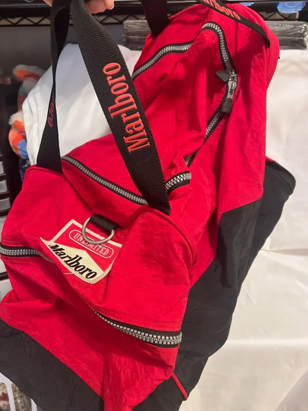 Marlboro Vintage Large Red/Black/White Duffle Bag-Nylon-Lightweight-Travel
